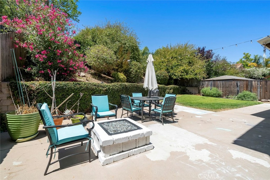 main property photo 40
