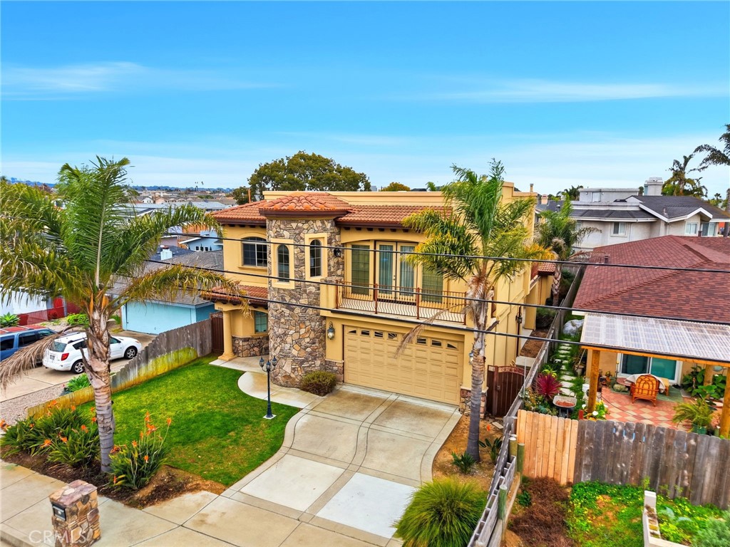 main property photo 5