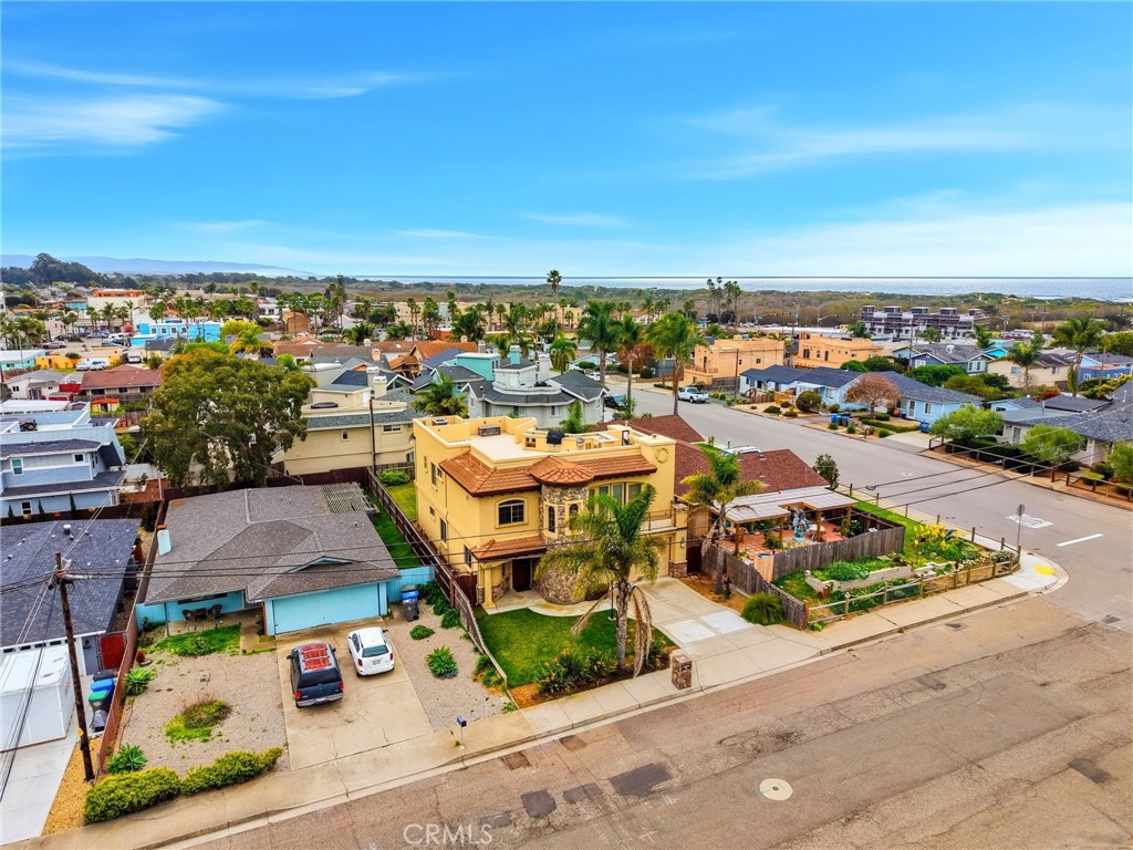 main property photo 6
