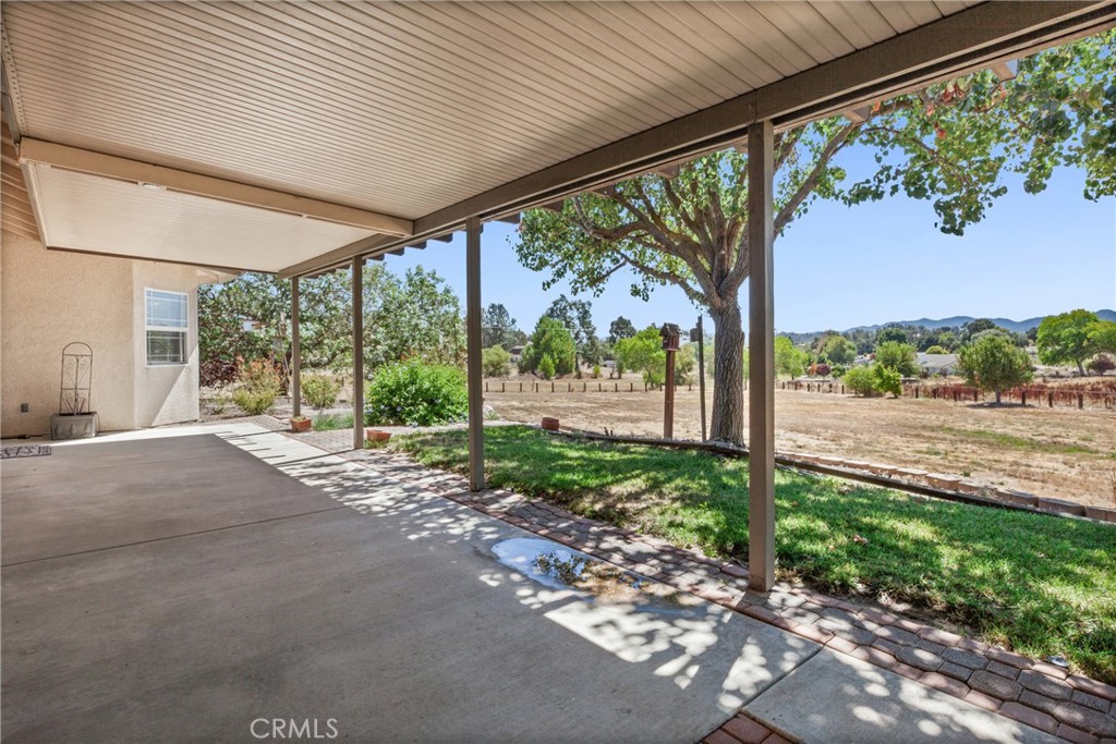 main property photo 40