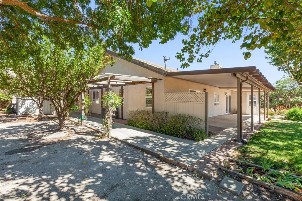 main property photo 43
