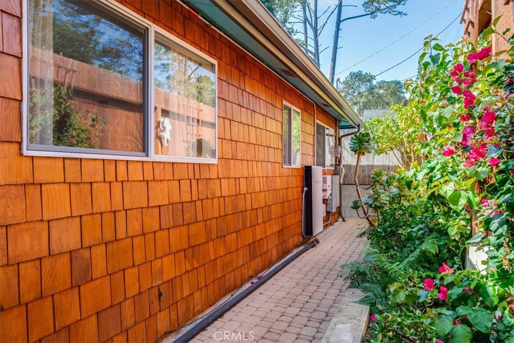 main property photo 50