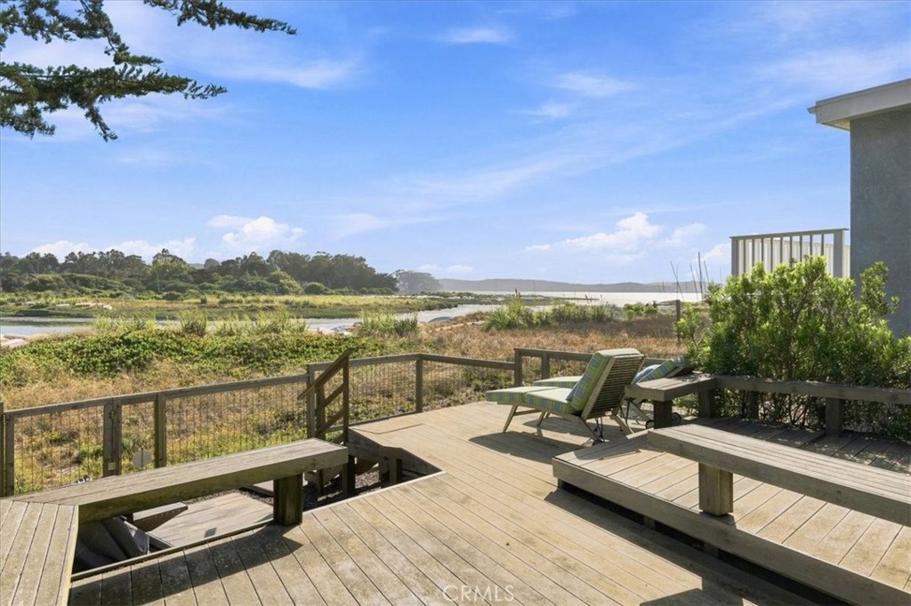 main property photo 40
