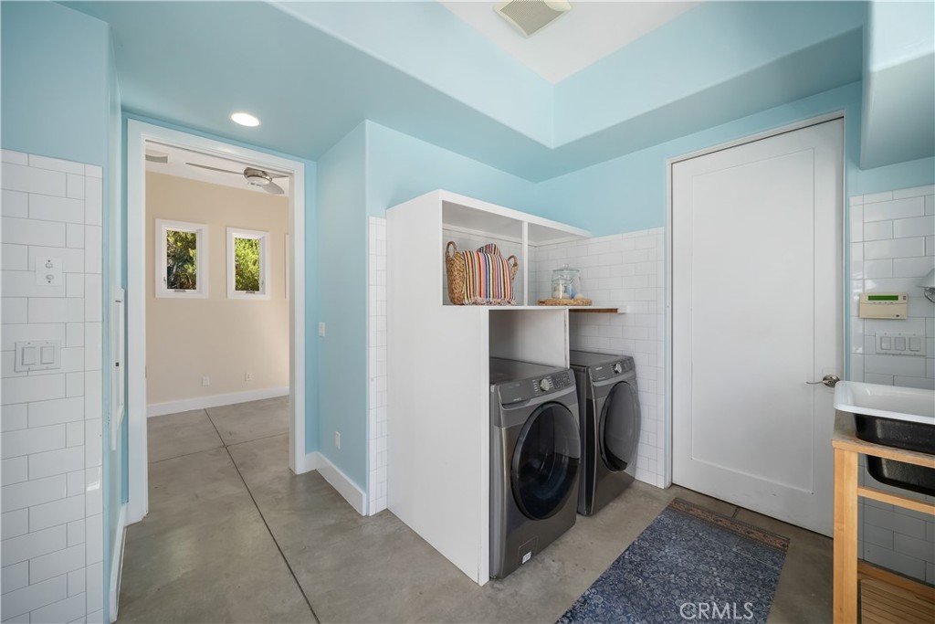 main property photo 68