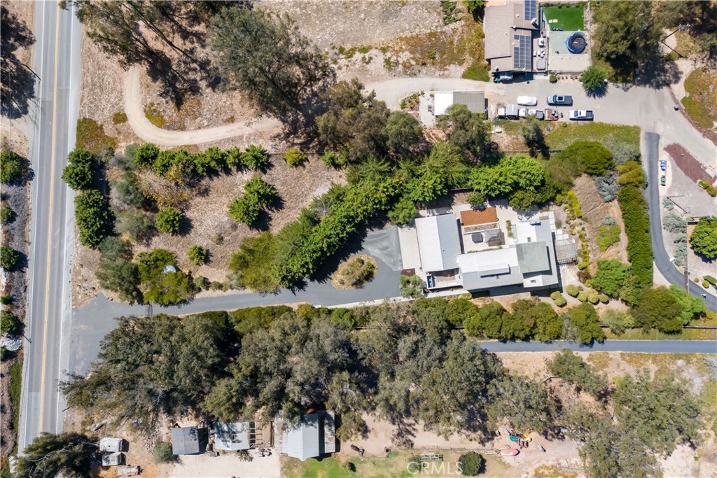 main property photo 74