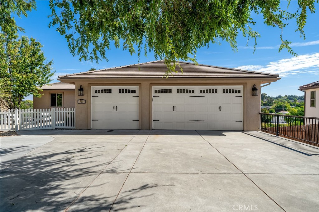 main property photo 64