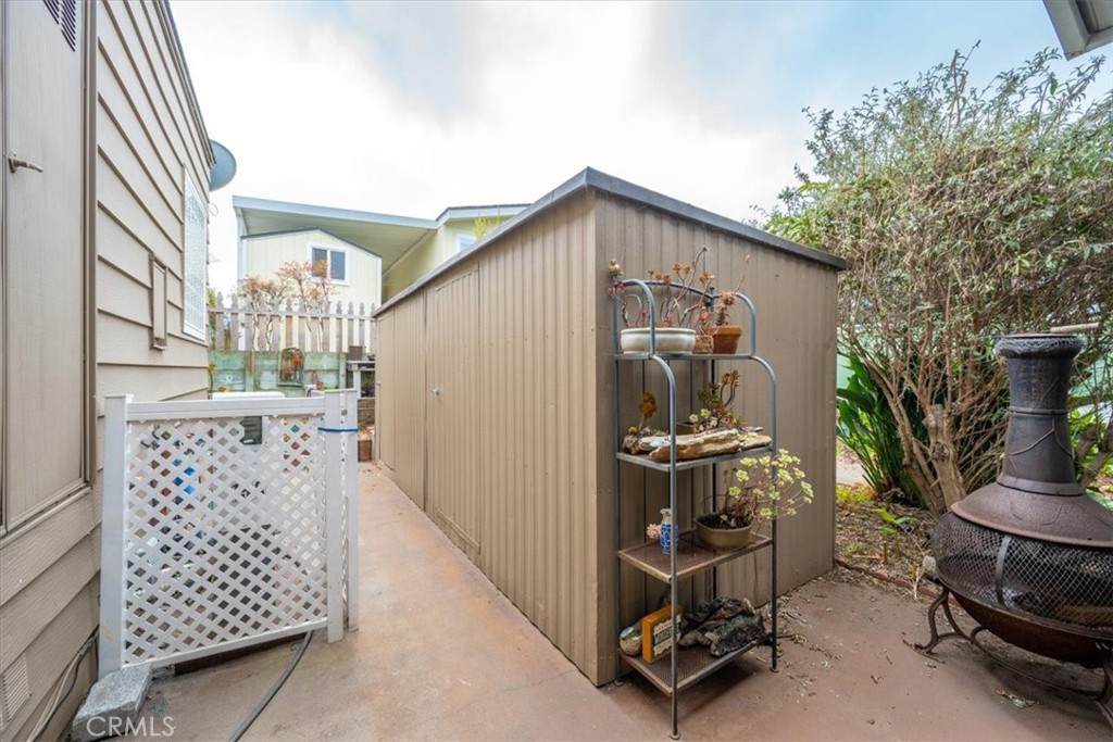 main property photo 37