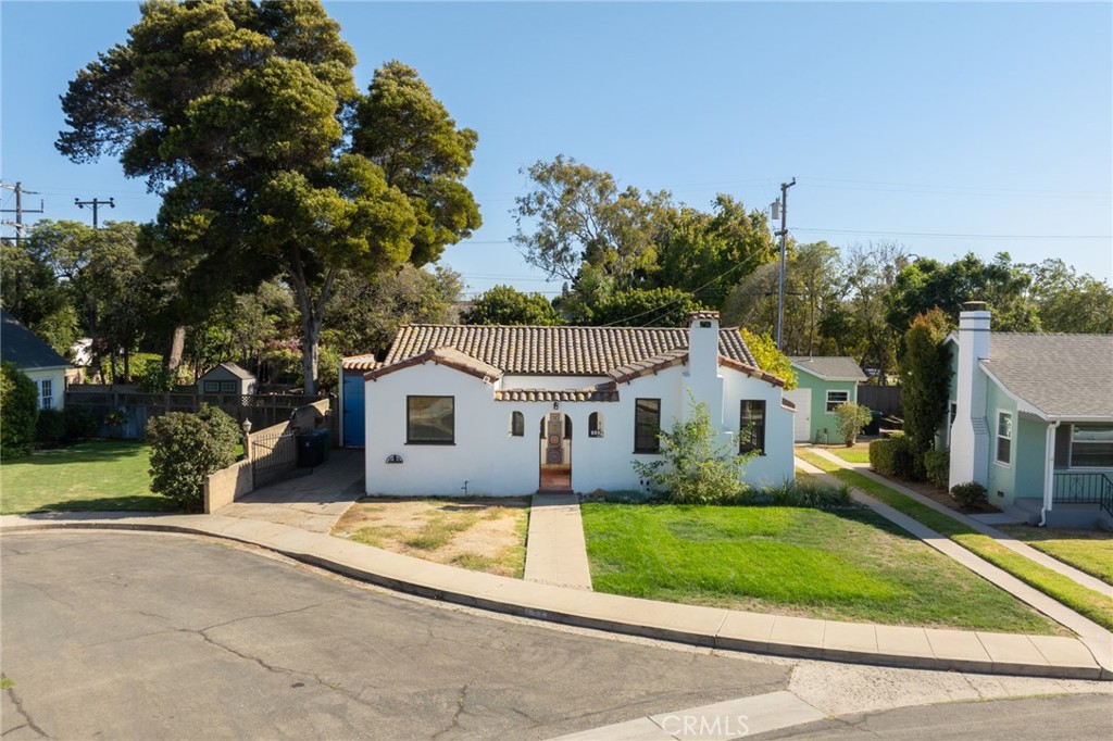 main property photo 39