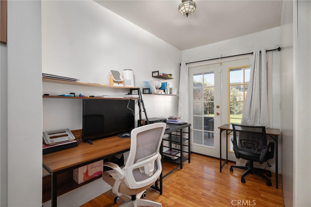 main property photo 10