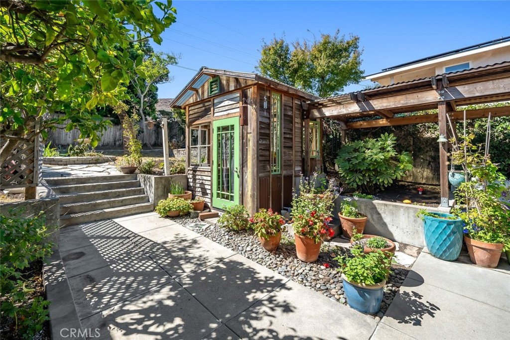 main property photo 39
