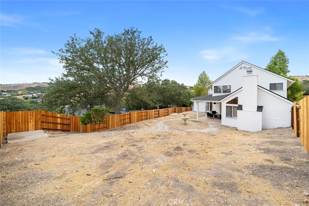 main property photo 16