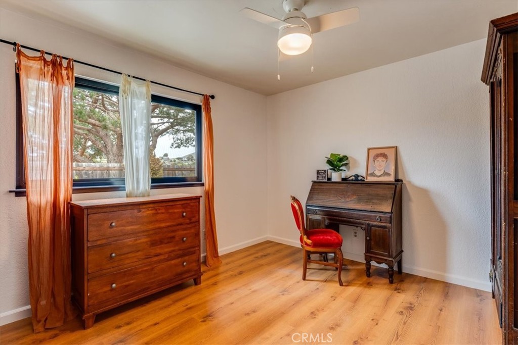 main property photo 14