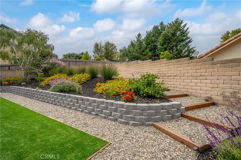 main property photo 59