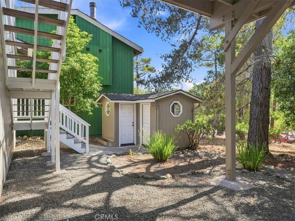 main property photo 45