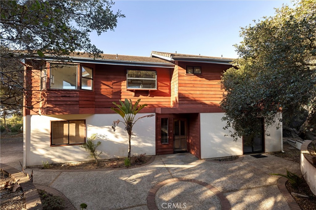 main property photo 43