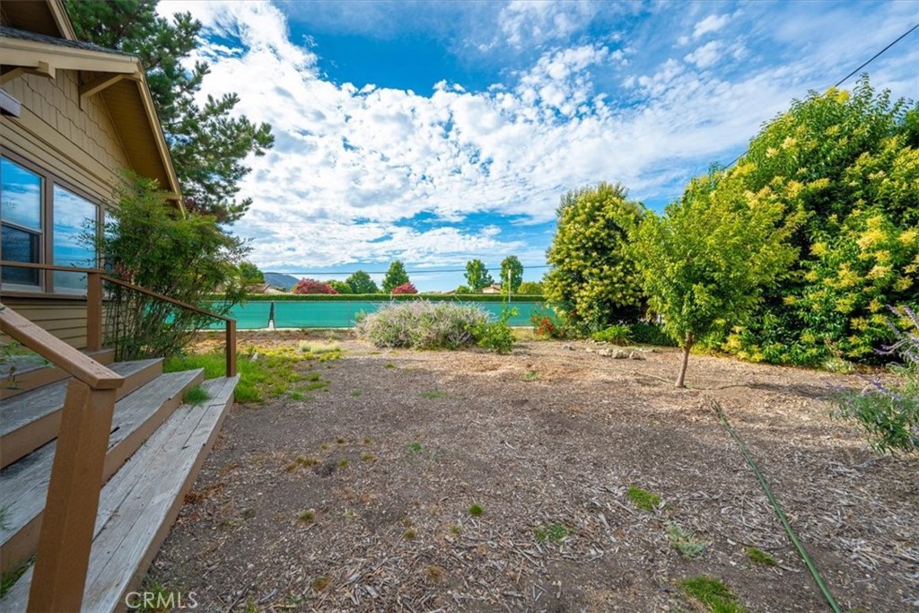 main property photo 41