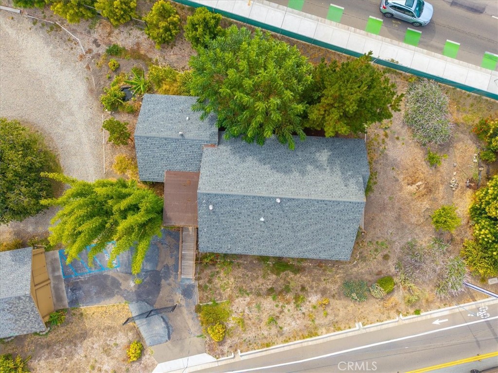 main property photo 50
