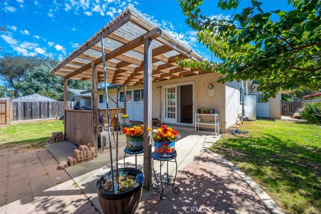 main property photo 27