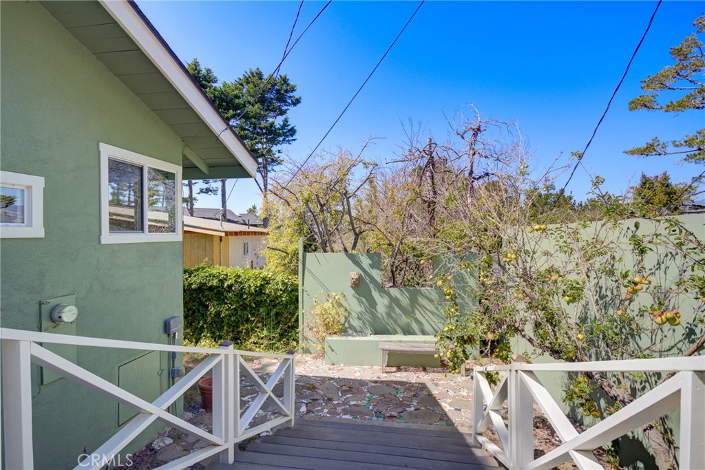 main property photo 30