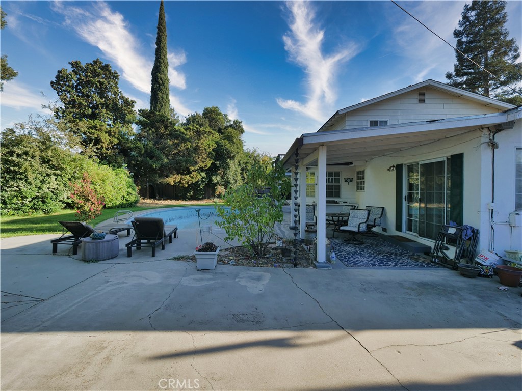 main property photo 19