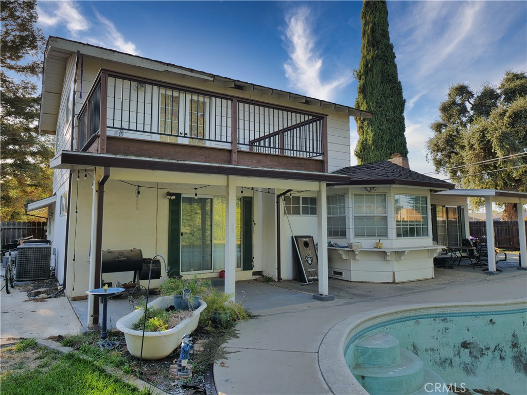 main property photo 21