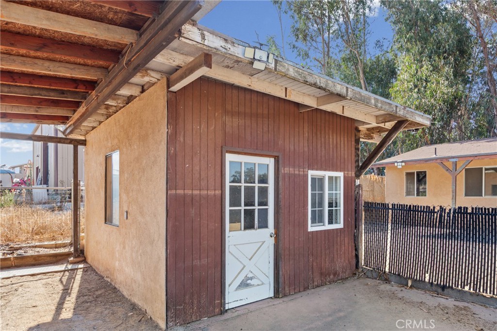 main property photo 29