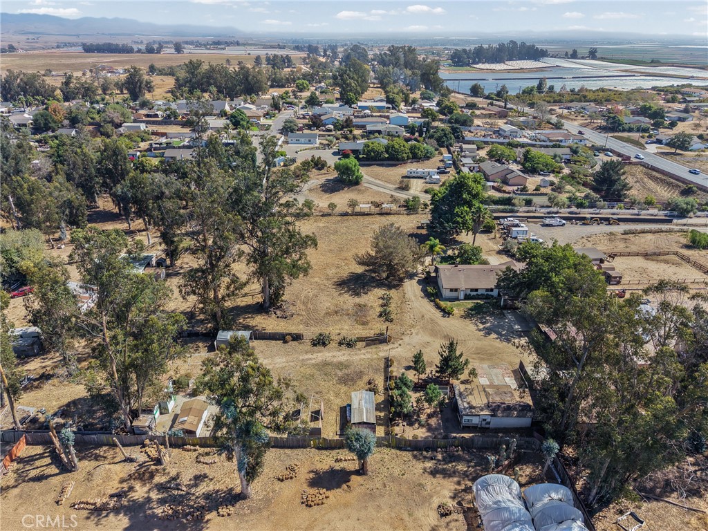 main property photo 44