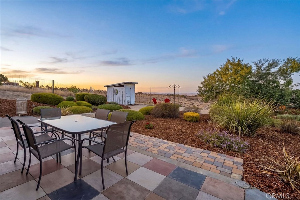 main property photo 24