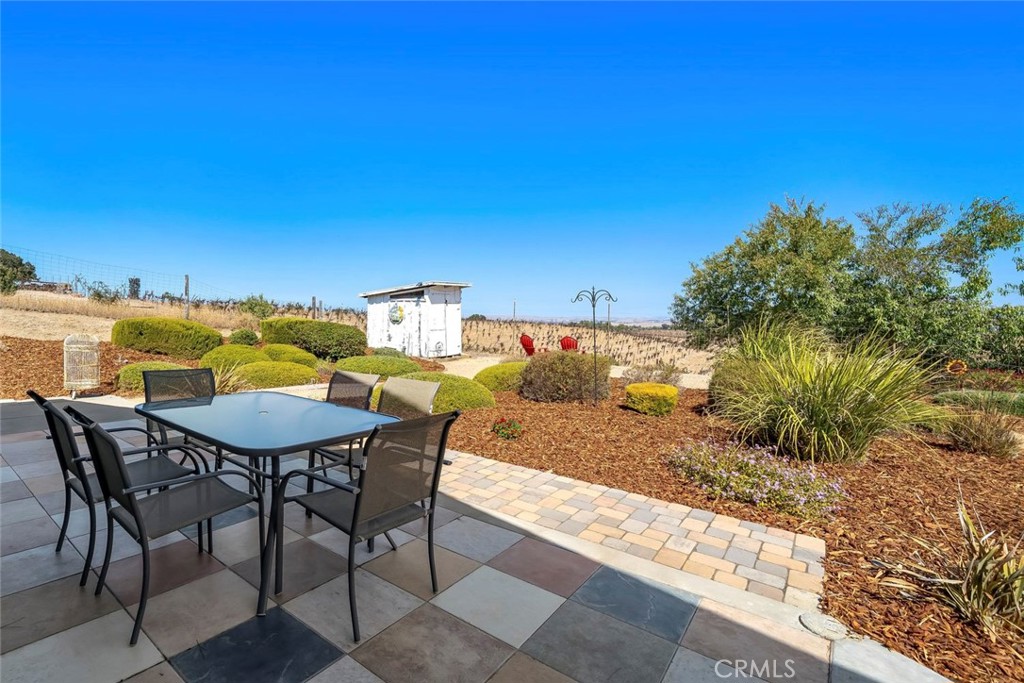 main property photo 25