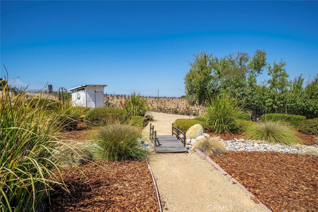 main property photo 37