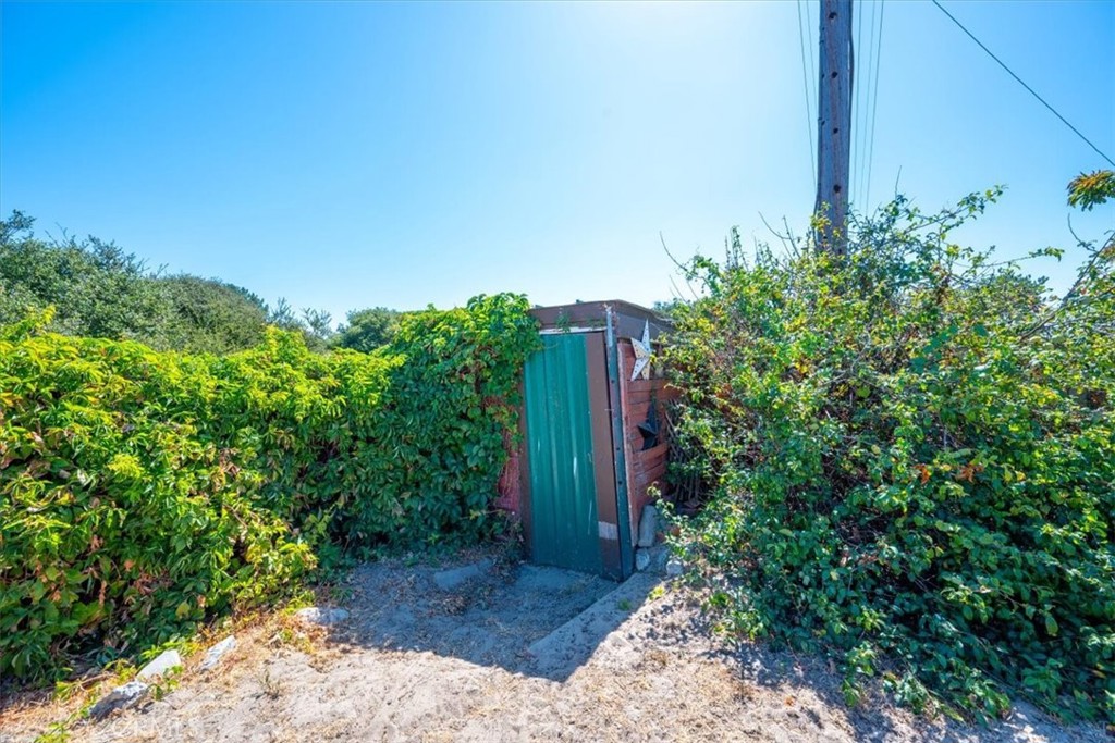 main property photo 29