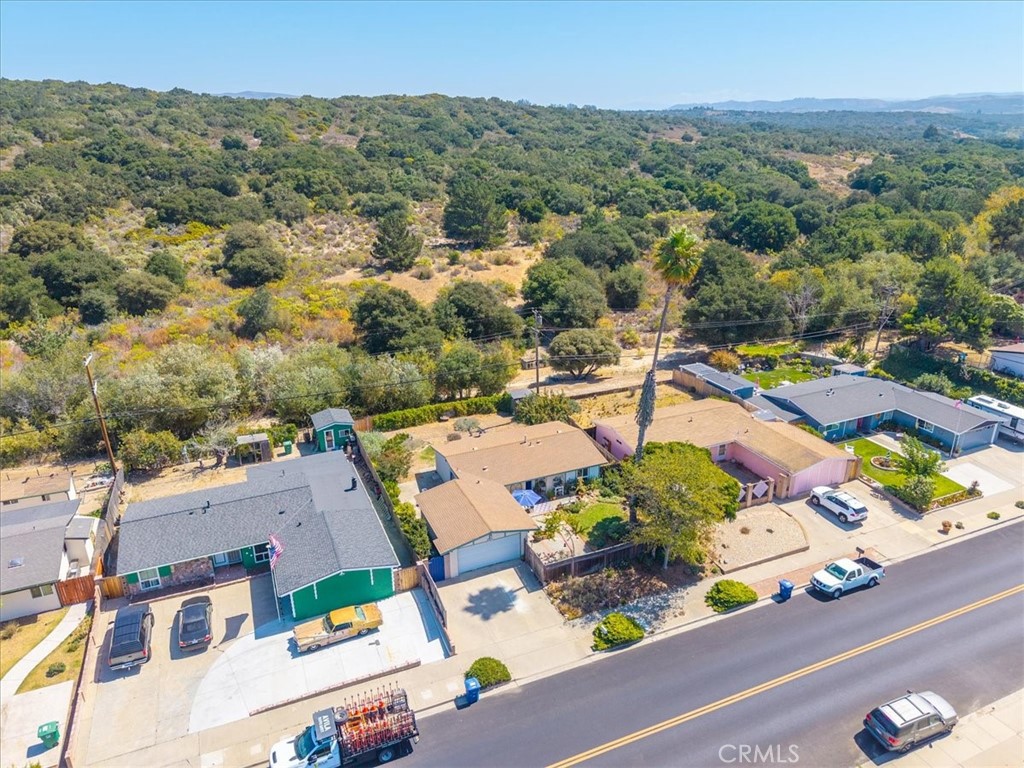 main property photo 31
