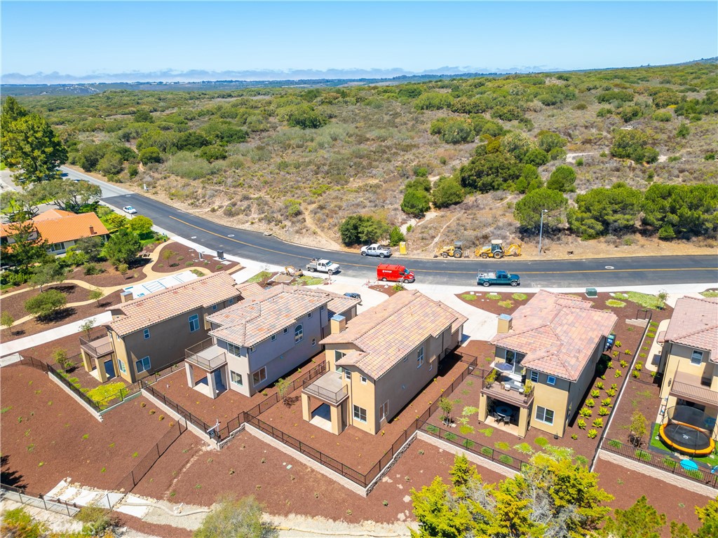 main property photo 50