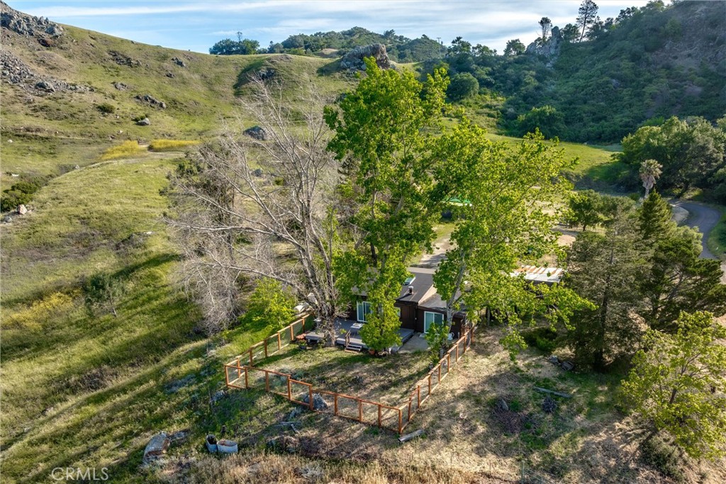 main property photo 12