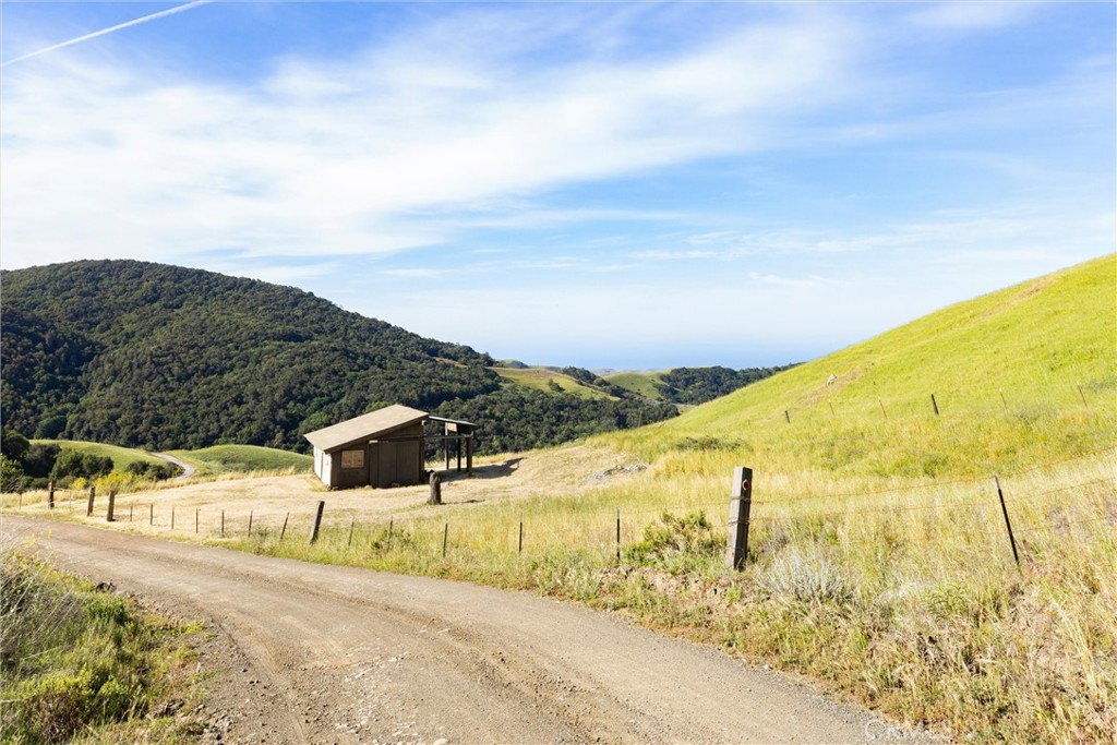 main property photo 19