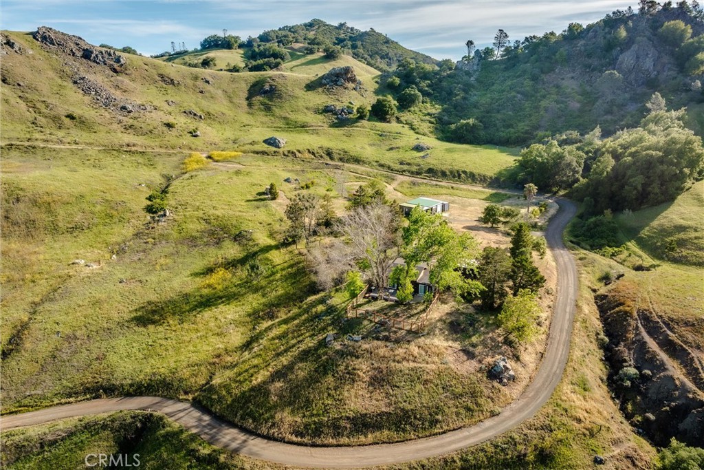 main property photo 7