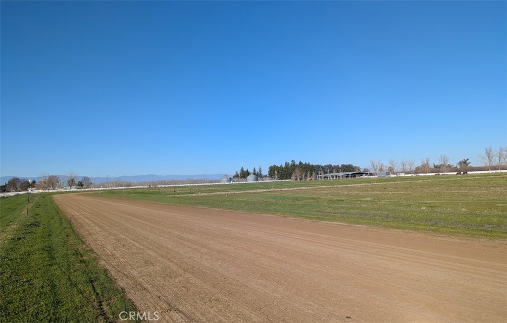 main property photo 41