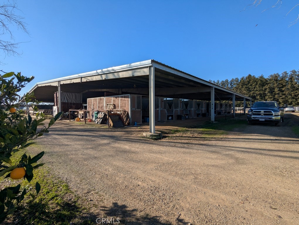main property photo 6