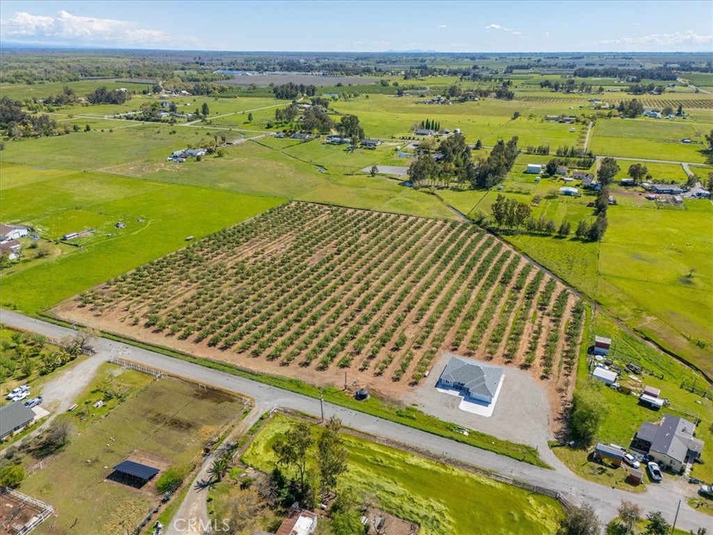 main property photo 41