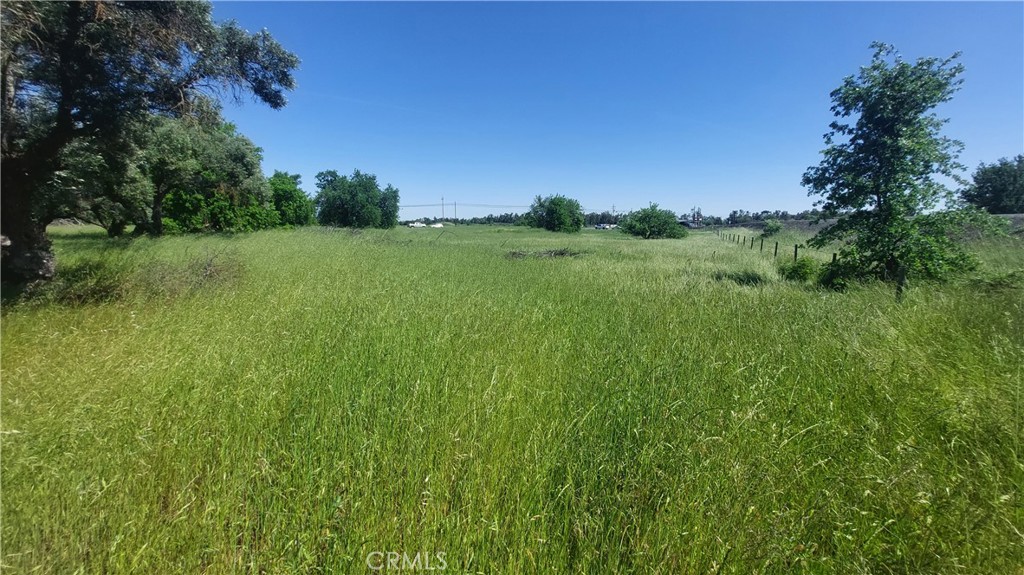 main property photo 40