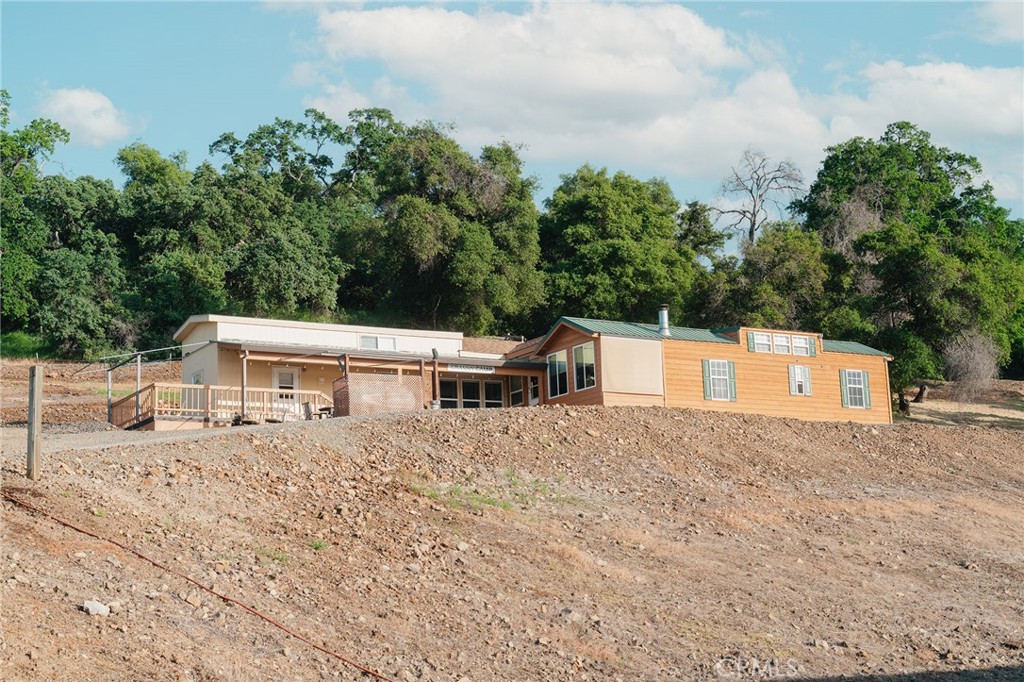 main property photo 33
