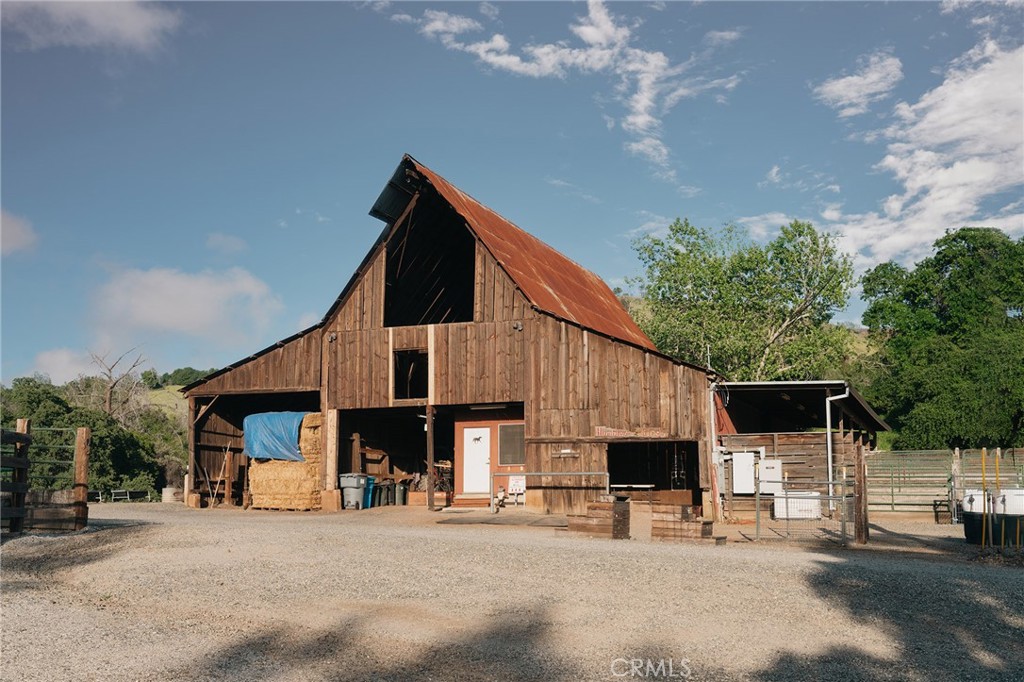 main property photo 43