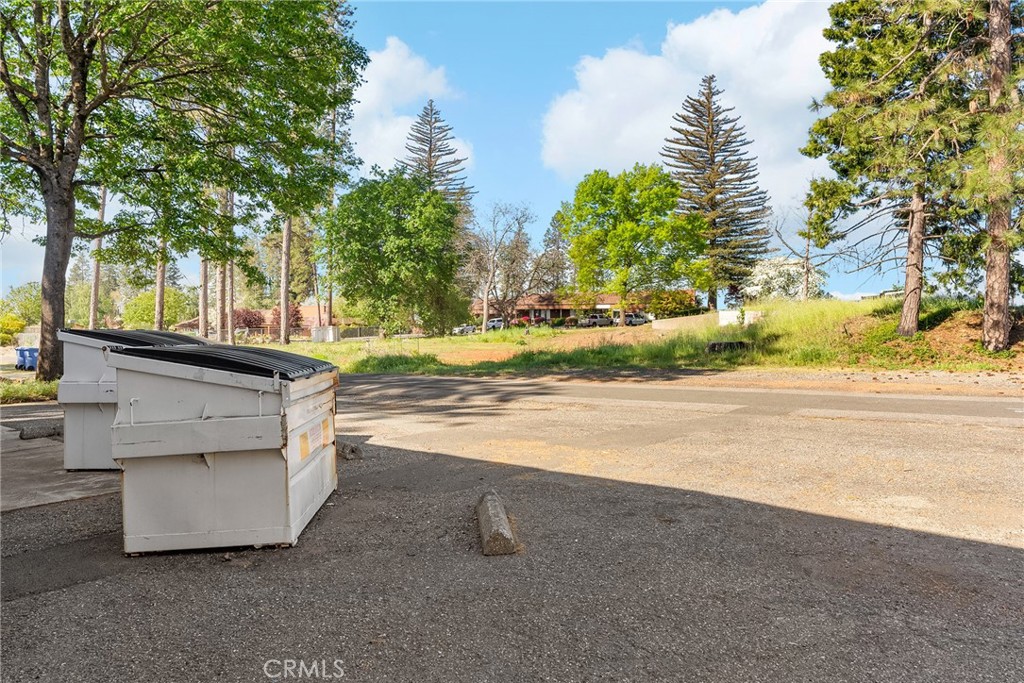 main property photo 47
