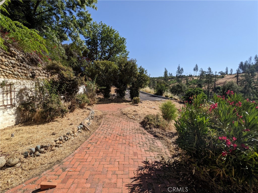 main property photo 9