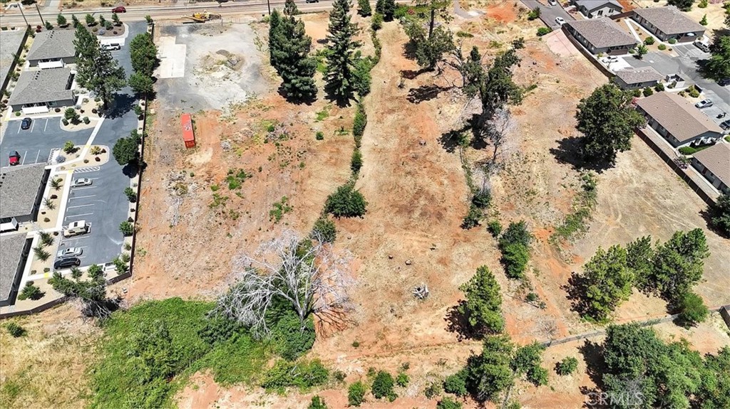 main property photo 9