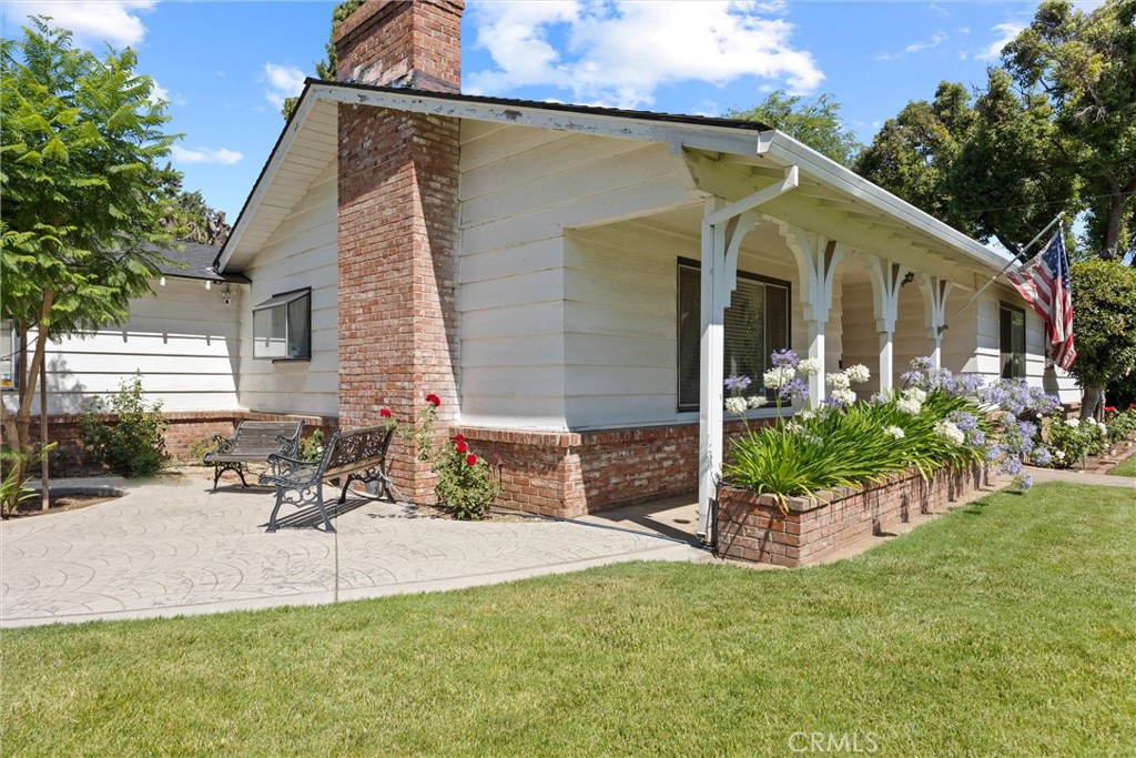 main property photo 2