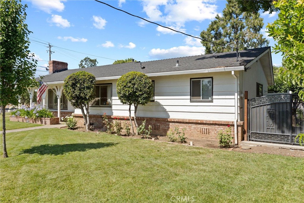 main property photo 3