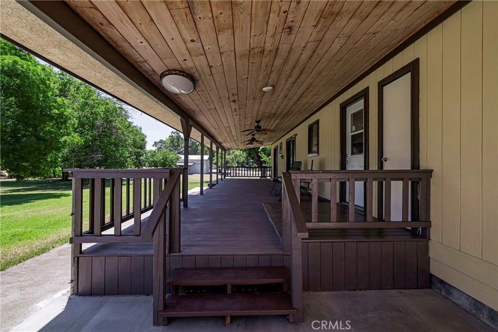 main property photo 16