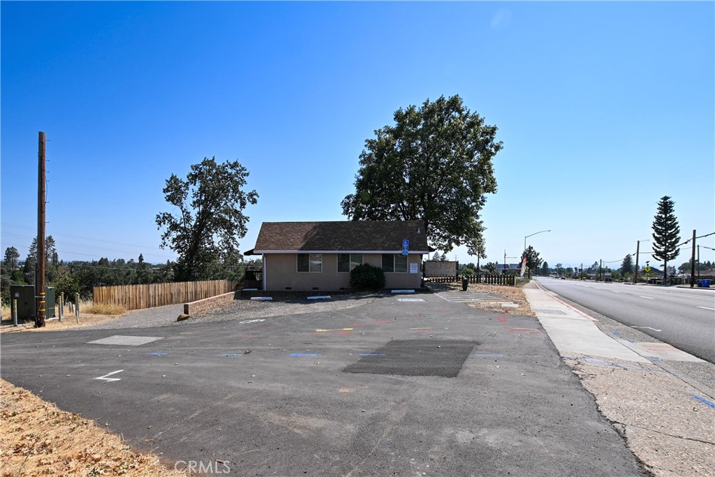 main property photo 22