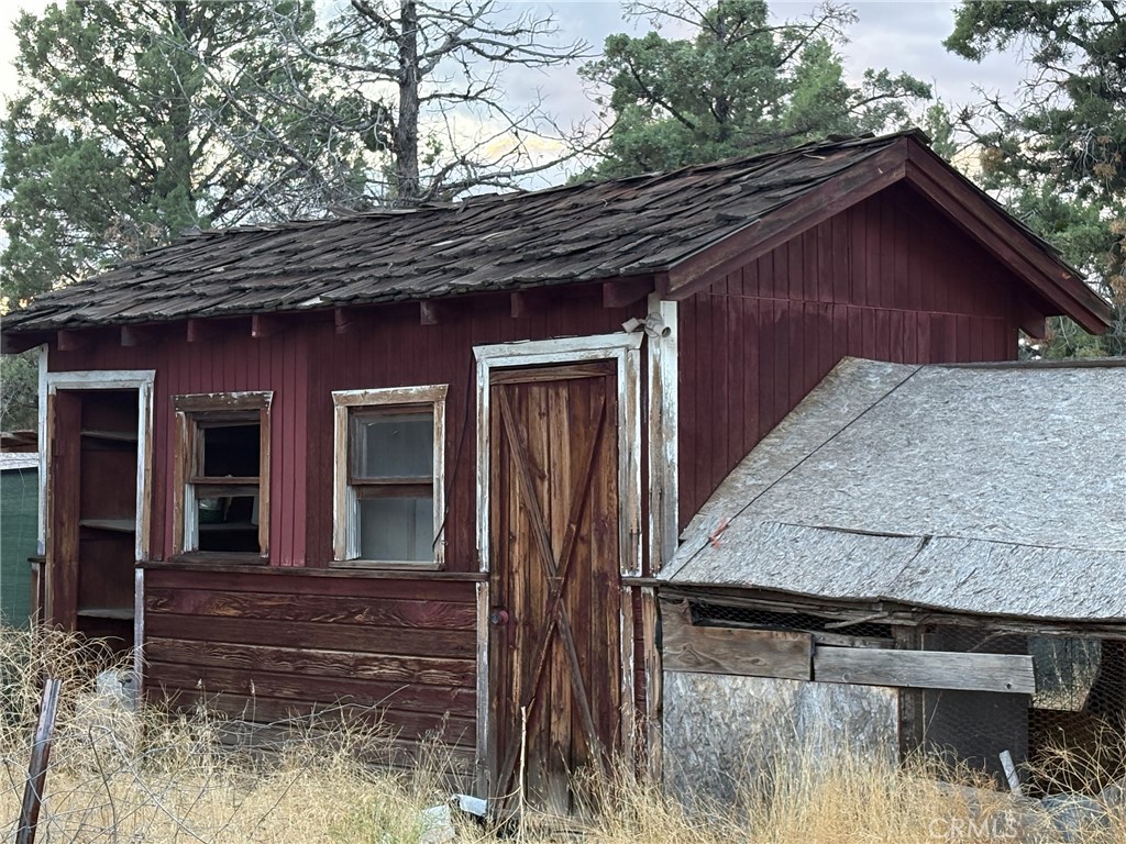 main property photo 27